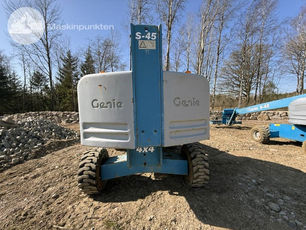 Genie S 45 - Teleskopiskais pacēlājs: foto 2 Genie S 45 - Teleskopiskais pacēlājs: foto 2