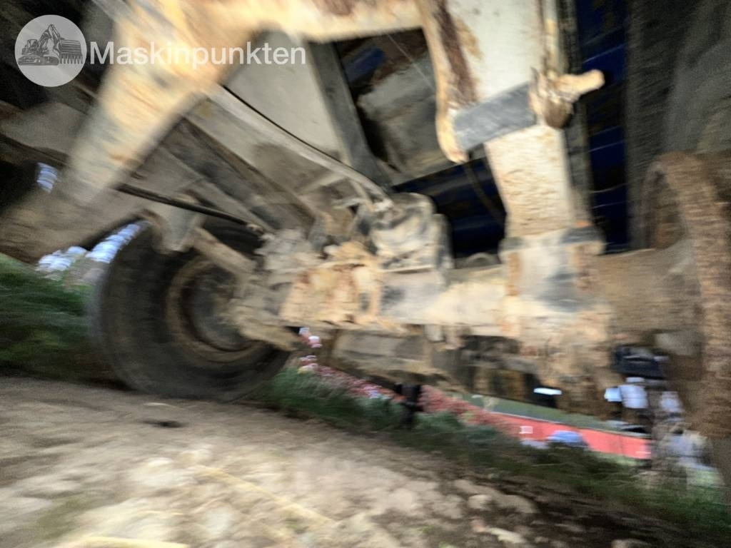 Piekabe pašizgāzējs Härryda STHFB 420 N Tipptrailer: foto 26