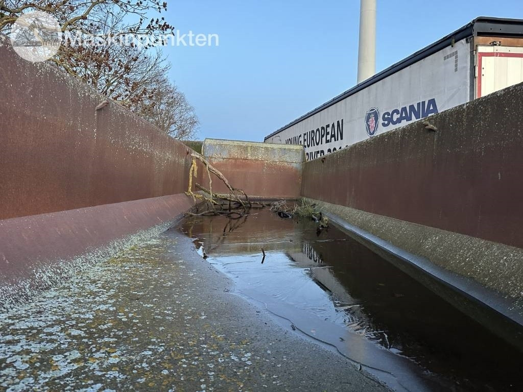 Piekabe pašizgāzējs Härryda STHFB 420 N Tipptrailer: foto 29