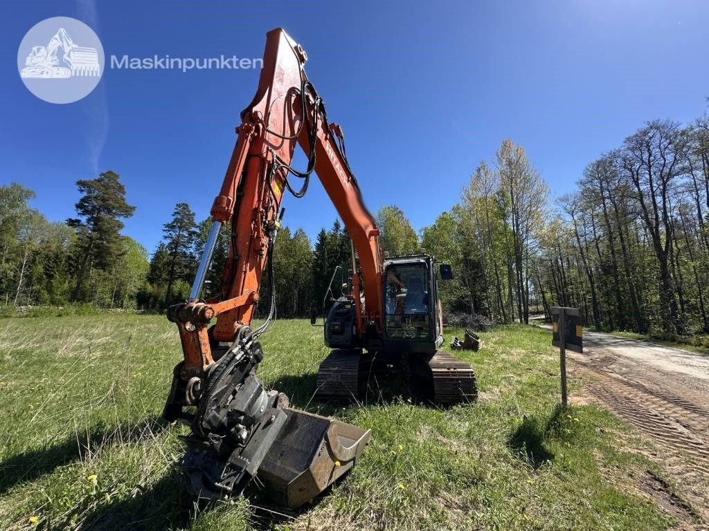 Hitachi ZX 135 US-6 - Kāpurķēžu ekskavators: foto 2 Hitachi ZX 135 US-6 - Kāpurķēžu ekskavators: foto 2
