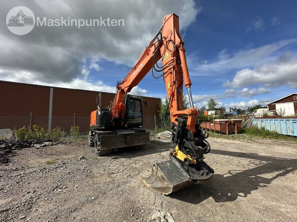 Hitachi ZX 140 W-5B - Riteņu ekskavators: foto 3 Hitachi ZX 140 W-5B - Riteņu ekskavators: foto 3