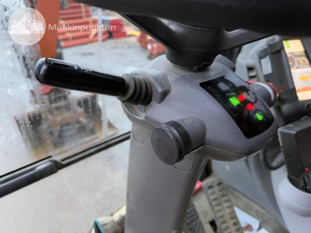 Riteņu ekskavators Hitachi ZX 170 W-5 B: foto 34