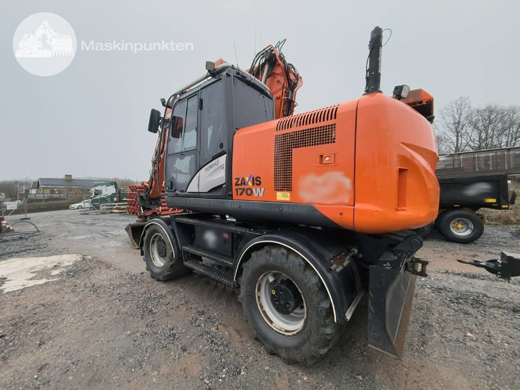 Riteņu ekskavators Hitachi ZX 170 W-5 B: foto 8