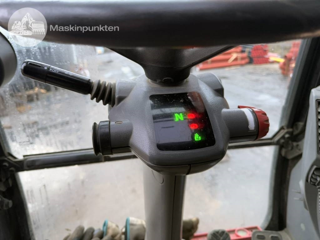 Riteņu ekskavators Hitachi ZX 170 W-5 B: foto 33