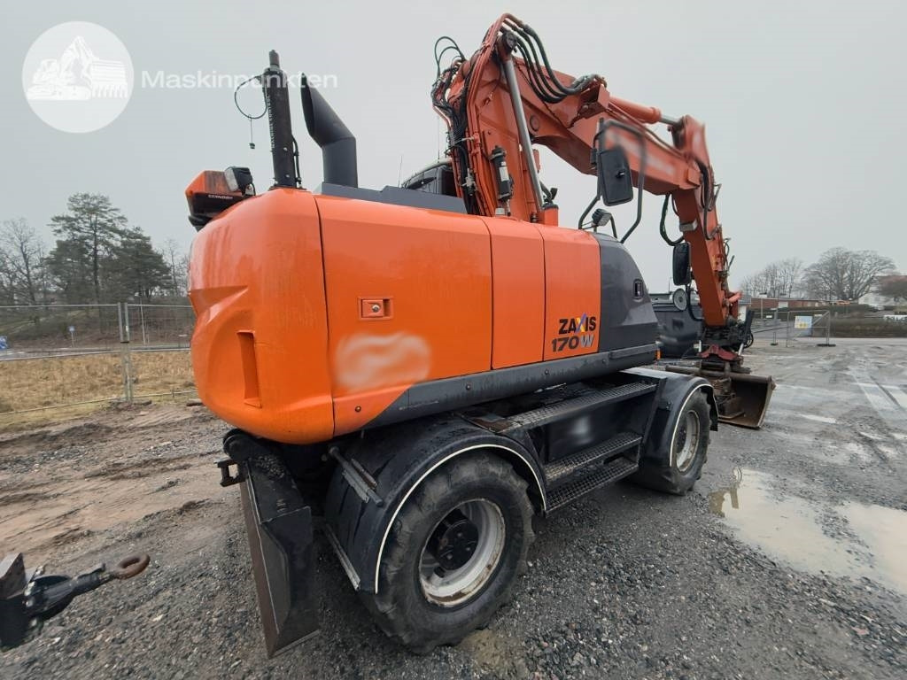 Riteņu ekskavators Hitachi ZX 170 W-5 B: foto 6