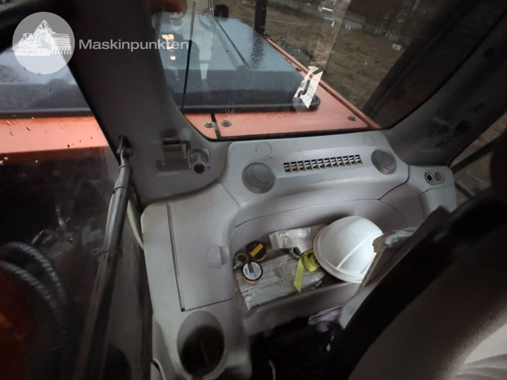 Riteņu ekskavators Hitachi ZX 170 W-5 B: foto 32