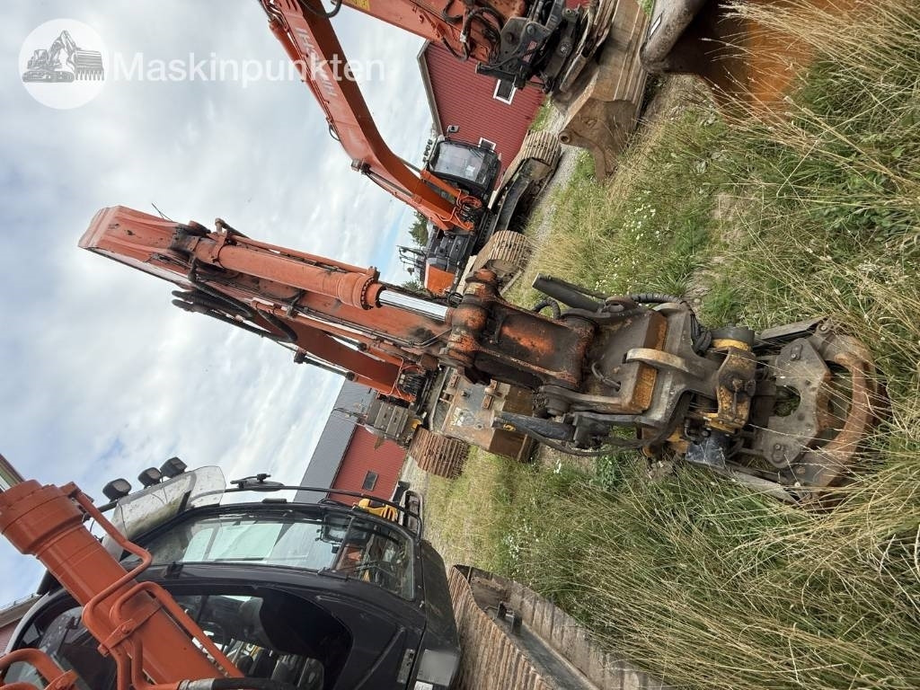 Hitachi ZX 300 LC-6 - Kāpurķēžu ekskavators: foto 4 Hitachi ZX 300 LC-6 - Kāpurķēžu ekskavators: foto 4
