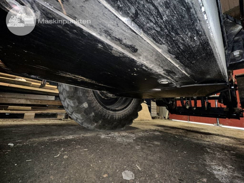 Ekskavators-iekrāvējs Huddig 1260 D: foto 40