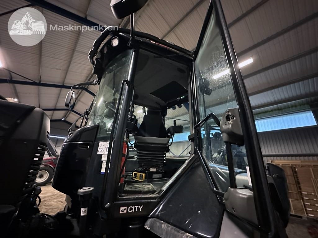 Ekskavators-iekrāvējs Huddig 1260 D: foto 12