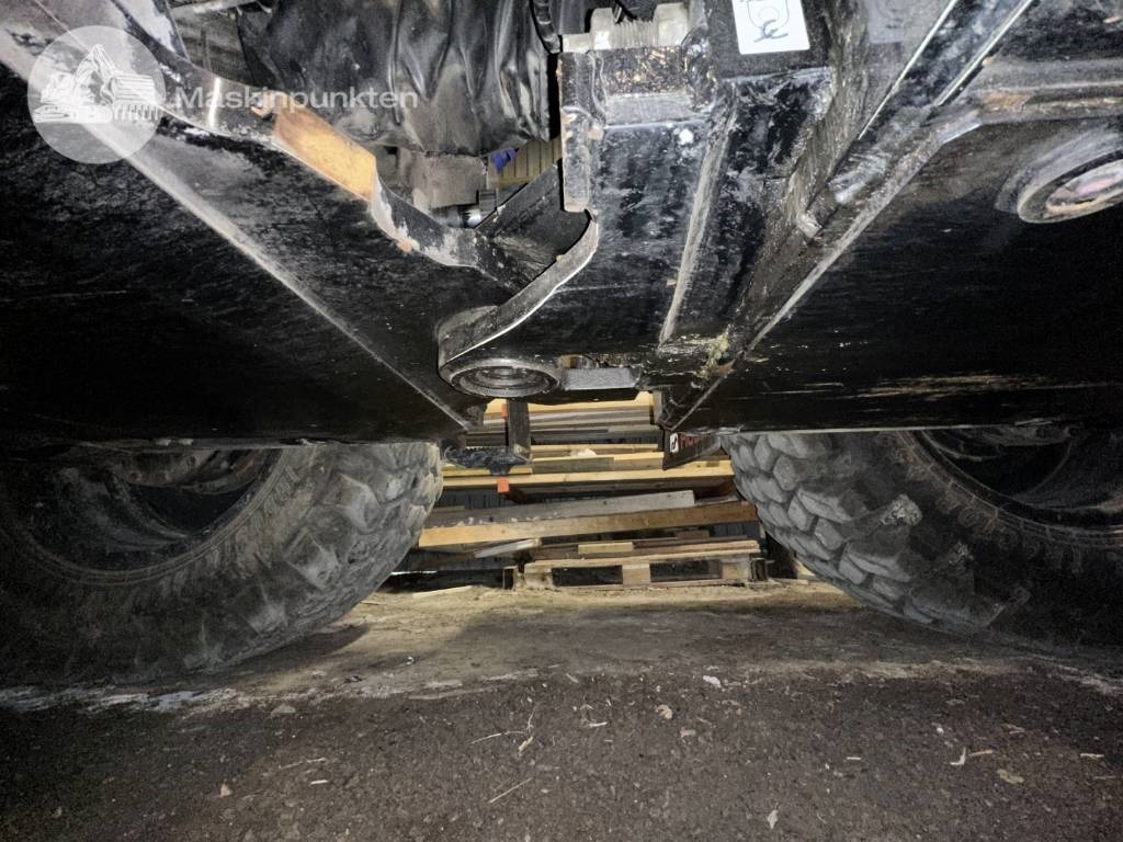 Ekskavators-iekrāvējs Huddig 1260 D: foto 39
