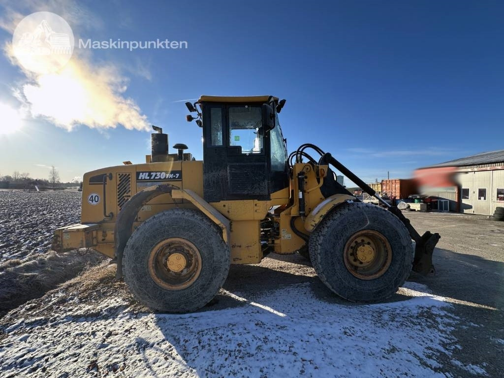 Hyundai HL 730 TM-7 - Riteņu iekrāvējs: foto 1 Hyundai HL 730 TM-7 - Riteņu iekrāvējs: foto 1