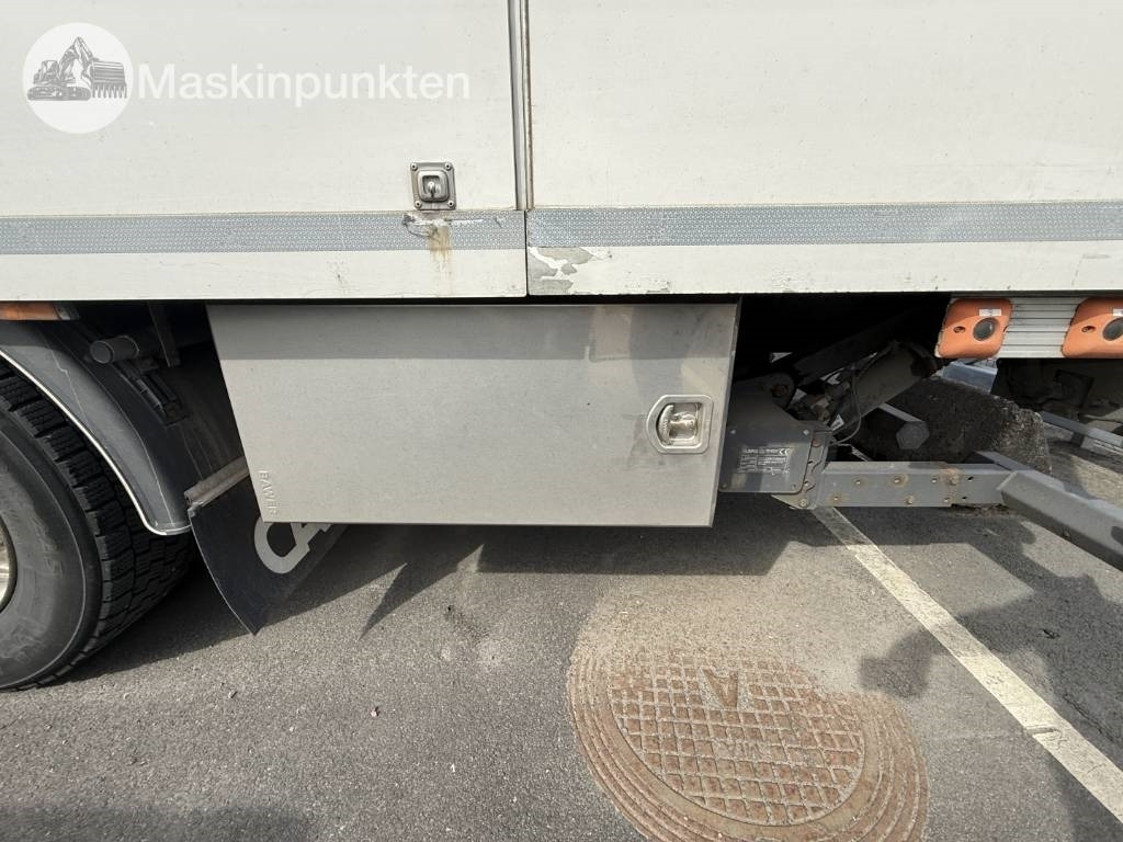 Iveco Eurocargo 180-280  līzingu Iveco Eurocargo 180-280: foto 23