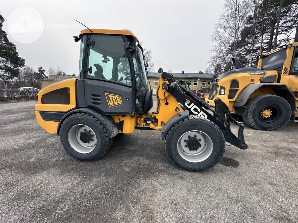 JCB 406 - Riteņu iekrāvējs: foto 5 JCB 406 - Riteņu iekrāvējs: foto 5