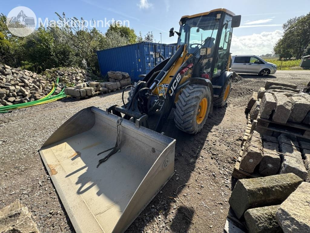 JCB 409 - Riteņu iekrāvējs: foto 1 JCB 409 - Riteņu iekrāvējs: foto 1