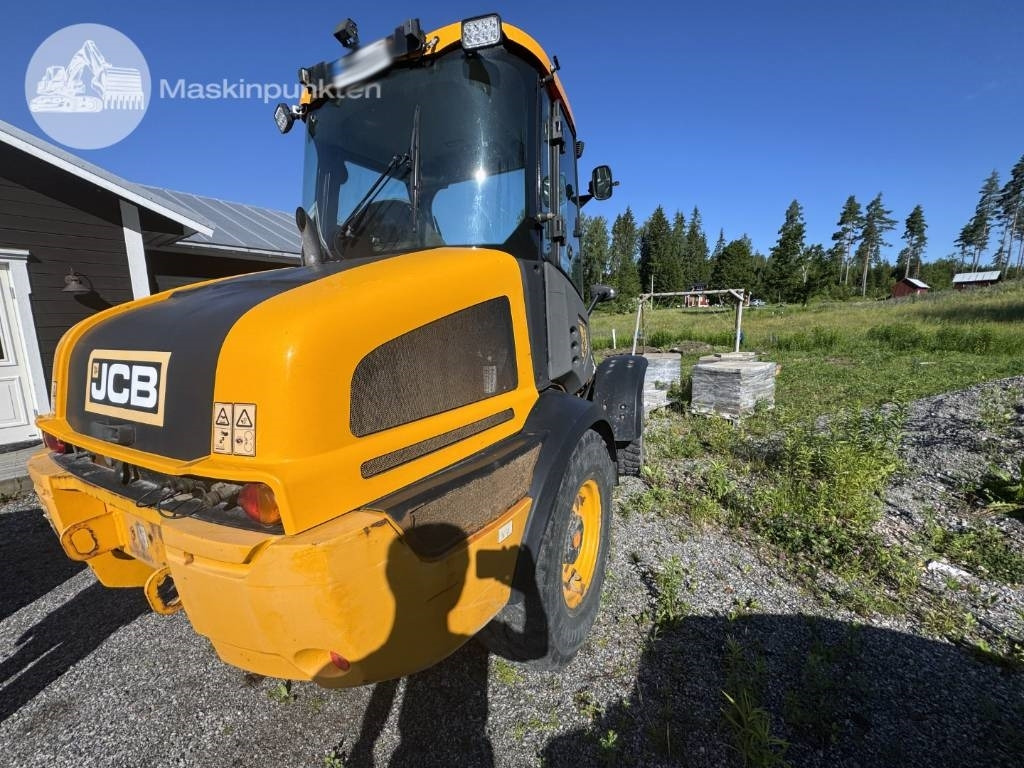 JCB 413 K - Riteņu iekrāvējs: foto 3 JCB 413 K - Riteņu iekrāvējs: foto 3