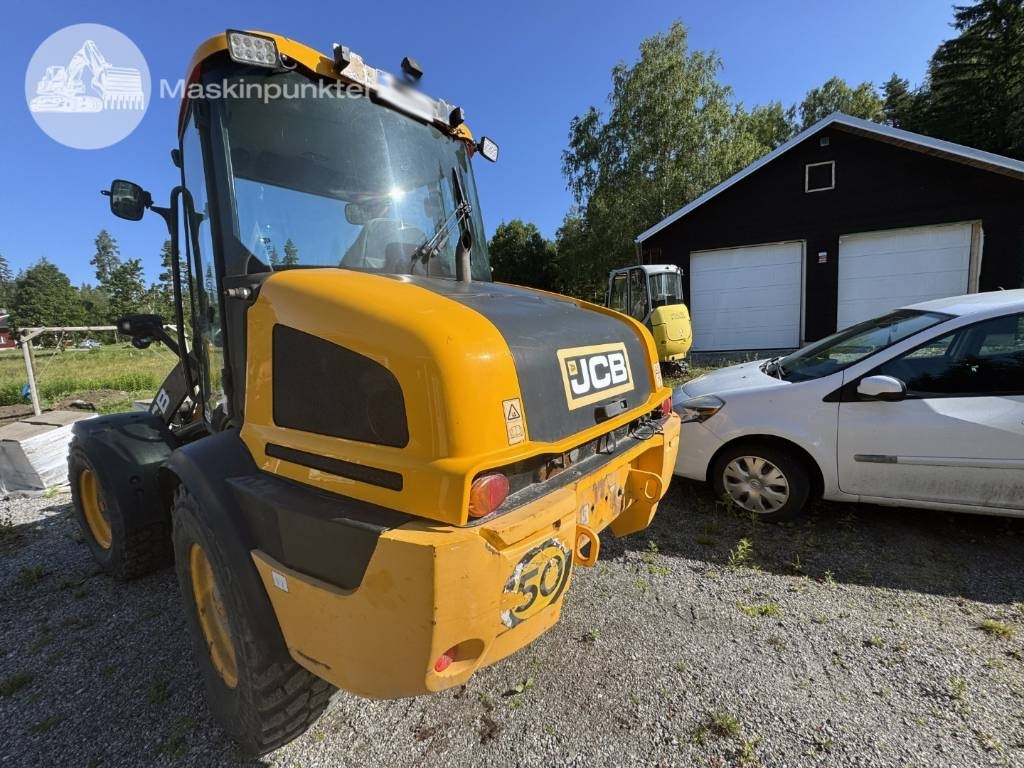 JCB 413 K - Riteņu iekrāvējs: foto 2 JCB 413 K - Riteņu iekrāvējs: foto 2