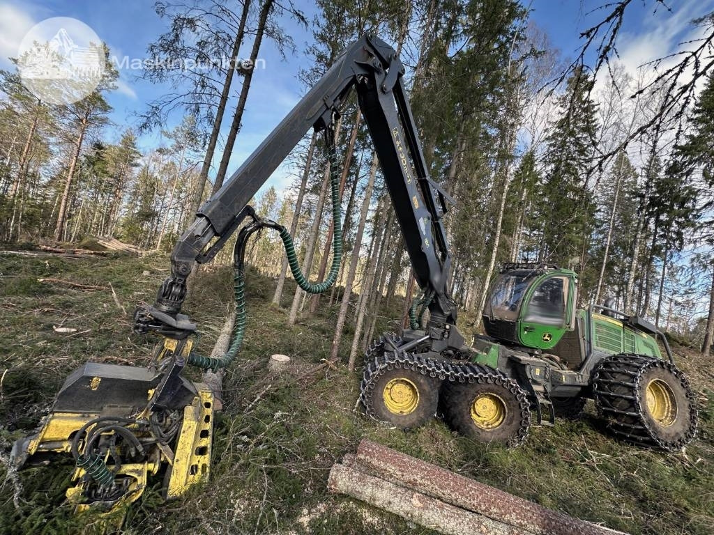 John Deere 1470 G - Harvesters: foto 1 John Deere 1470 G - Harvesters: foto 1