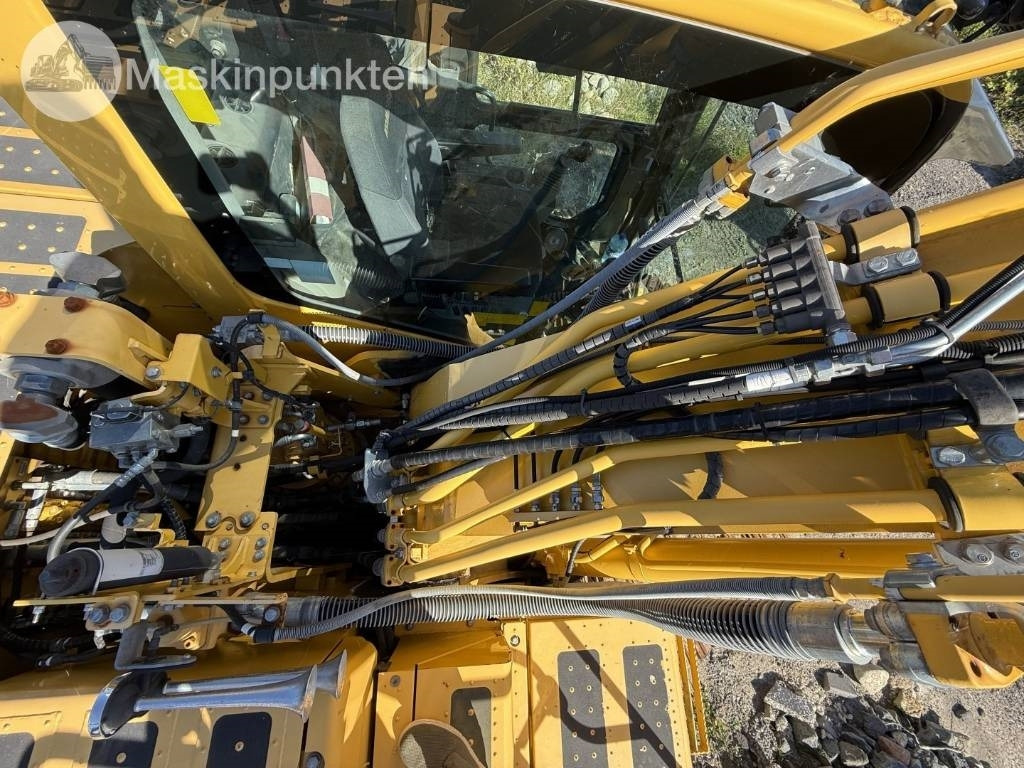 Komatsu PC 210 LC-11  līzingu Komatsu PC 210 LC-11: foto 49