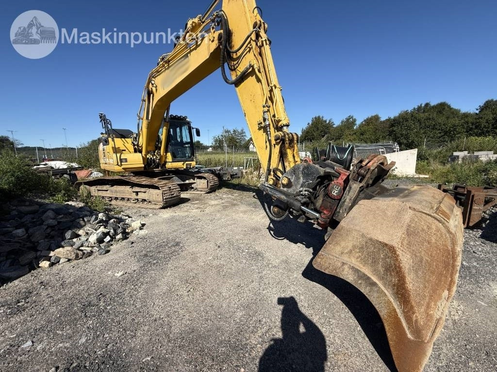Komatsu PC 210 LC-11 - Kāpurķēžu ekskavators: foto 1 Komatsu PC 210 LC-11 - Kāpurķēžu ekskavators: foto 1