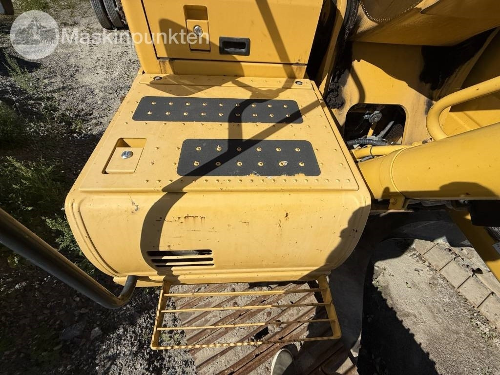 Komatsu PC 210 LC-11  līzingu Komatsu PC 210 LC-11: foto 43