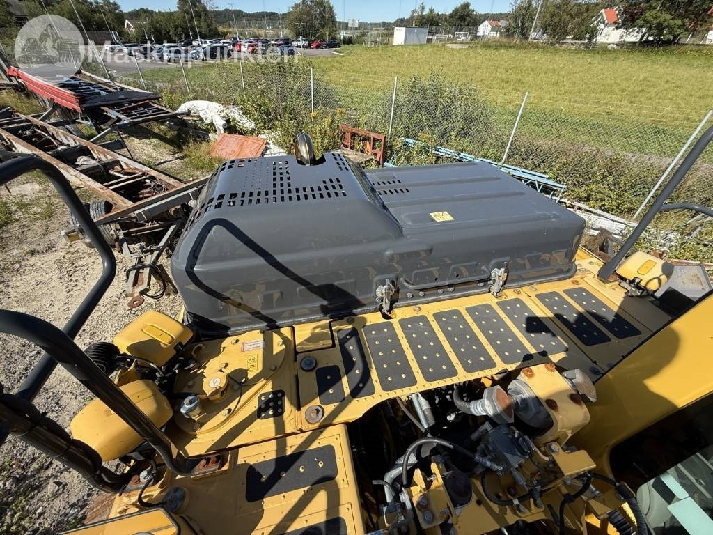 Komatsu PC 210 LC-11  līzingu Komatsu PC 210 LC-11: foto 50