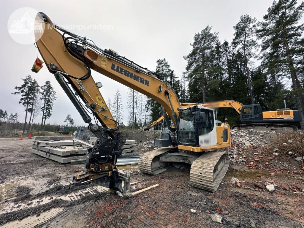 Liebherr R 924 LC - Kāpurķēžu ekskavators: foto 3 Liebherr R 924 LC - Kāpurķēžu ekskavators: foto 3