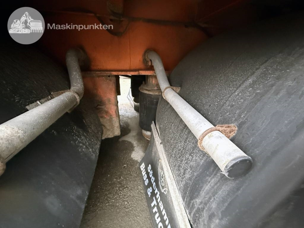 Puspiekabe slēgtā virsbūve Limetec PPU 342: foto 33