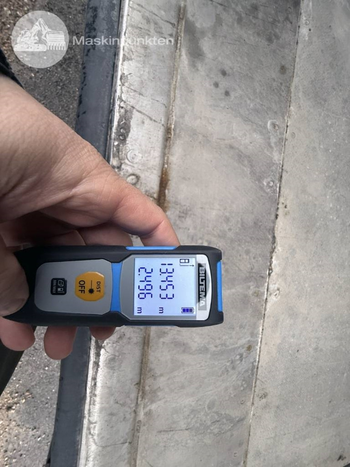 Puspiekabe slēgtā virsbūve Limetec PPU 342: foto 12