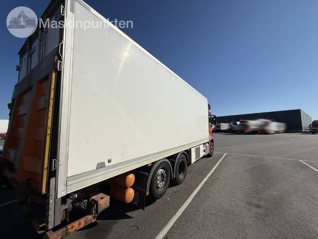 Mercedes-Benz Actros 2551 - Kravas automašīna refrižerators: foto 5 Mercedes-Benz Actros 2551 - Kravas automašīna refrižerators: foto 5