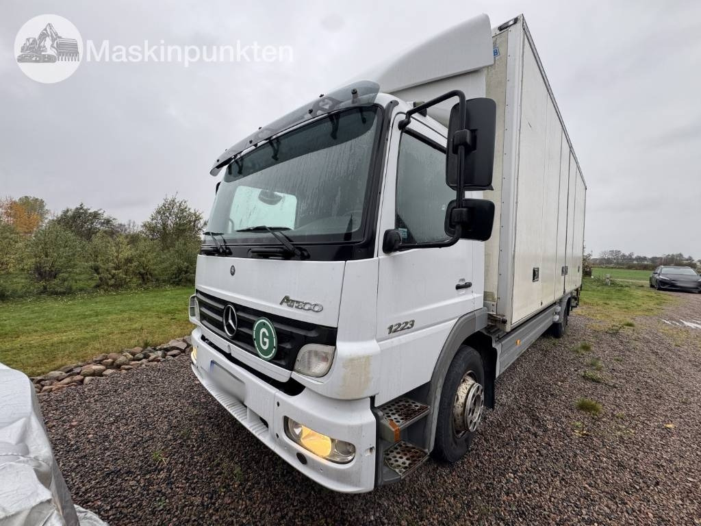 Mercedes-Benz Atego 1223 - Kravas automašīna ar slēgto virsbūvi: foto 1 Mercedes-Benz Atego 1223 - Kravas automašīna ar slēgto virsbūvi: foto 1