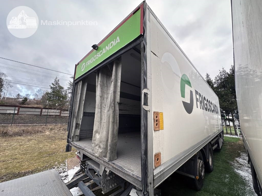 Mercedes-Benz Econic - Kravas automašīna ar slēgto virsbūvi: foto 5 Mercedes-Benz Econic - Kravas automašīna ar slēgto virsbūvi: foto 5