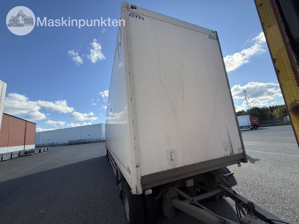 NTM UTP-39L-4 - Piekabe slēgtā virsbūve: foto 3 NTM UTP-39L-4 - Piekabe slēgtā virsbūve: foto 3