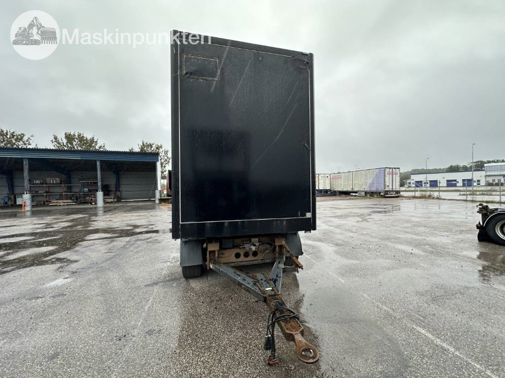 Närko D4HW13L62 - Piekabe slēgtā virsbūve: foto 2 Närko D4HW13L62 - Piekabe slēgtā virsbūve: foto 2