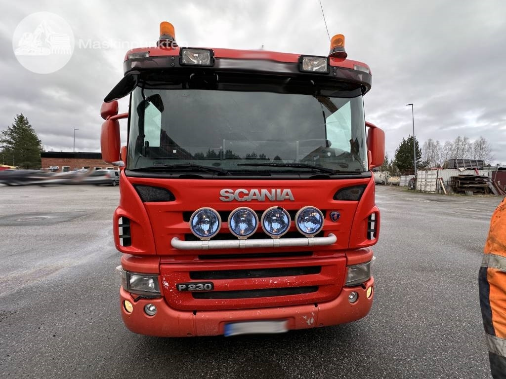 Scania P 230 LB - Betonvedējs: foto 4 Scania P 230 LB - Betonvedējs: foto 4