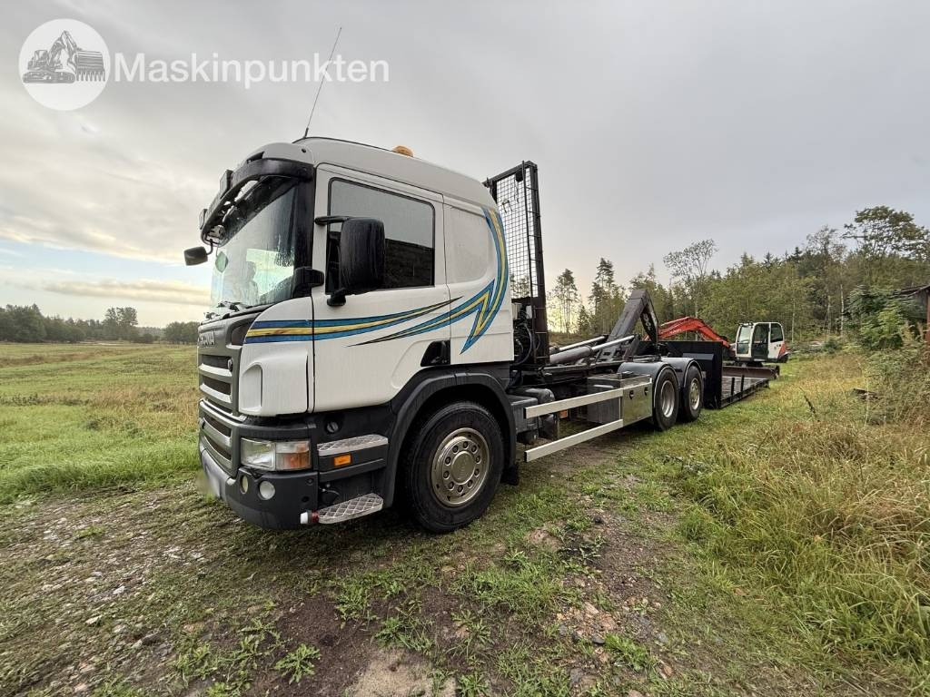 Scania P 380 LB - Pacēlājs ar āķi: foto 1 Scania P 380 LB - Pacēlājs ar āķi: foto 1