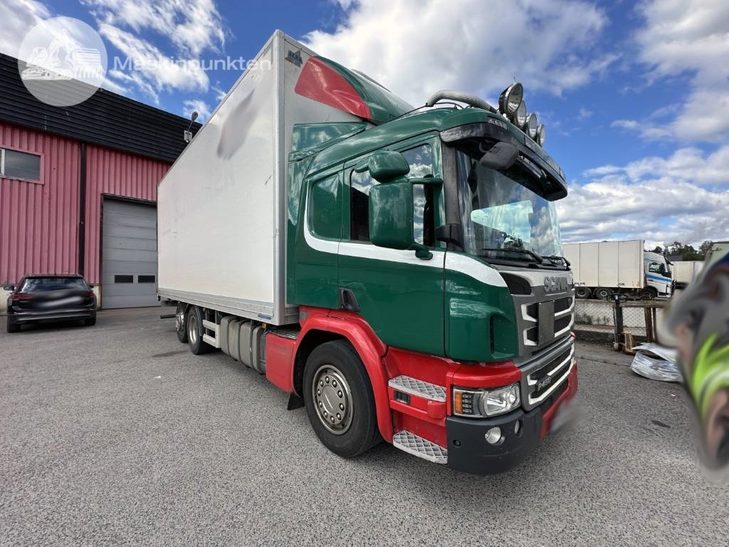 Scania P 450 LB - Kravas automašīna ar slēgto virsbūvi: foto 3 Scania P 450 LB - Kravas automašīna ar slēgto virsbūvi: foto 3