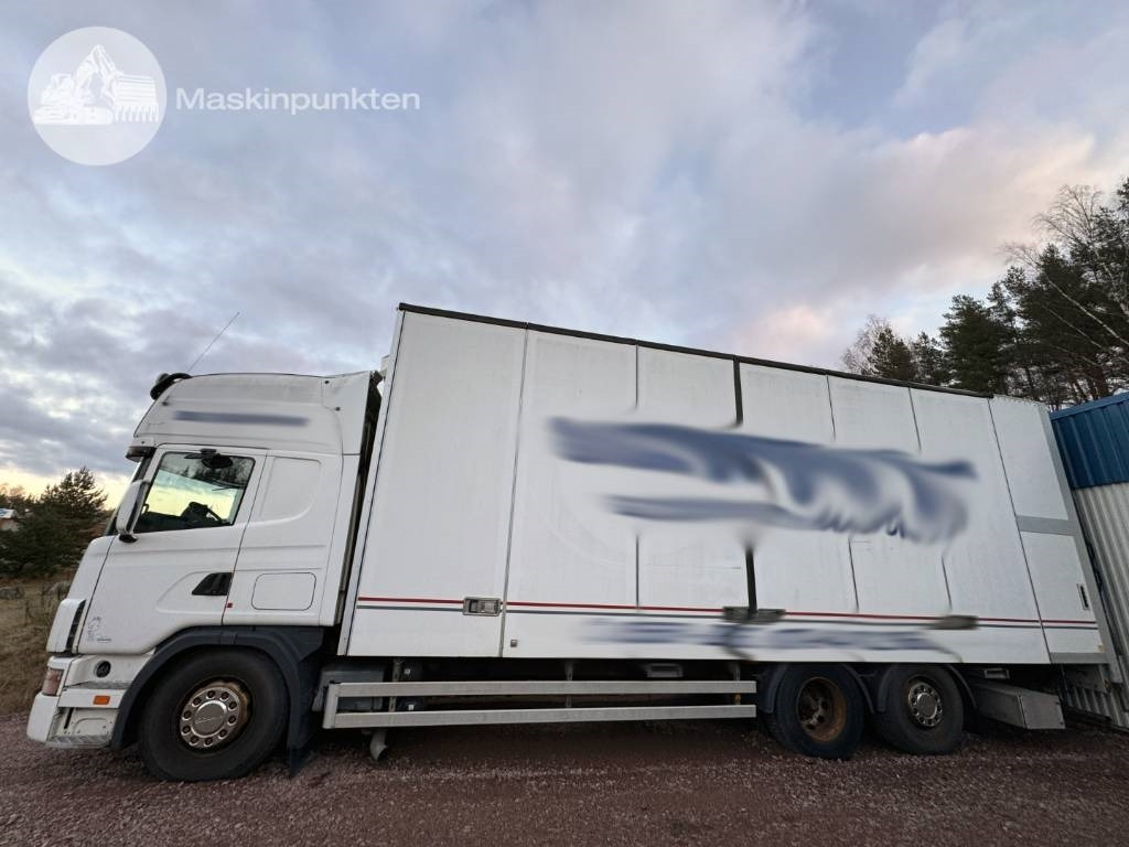 Scania R 114 - Kravas automašīna ar slēgto virsbūvi: foto 4 Scania R 114 - Kravas automašīna ar slēgto virsbūvi: foto 4