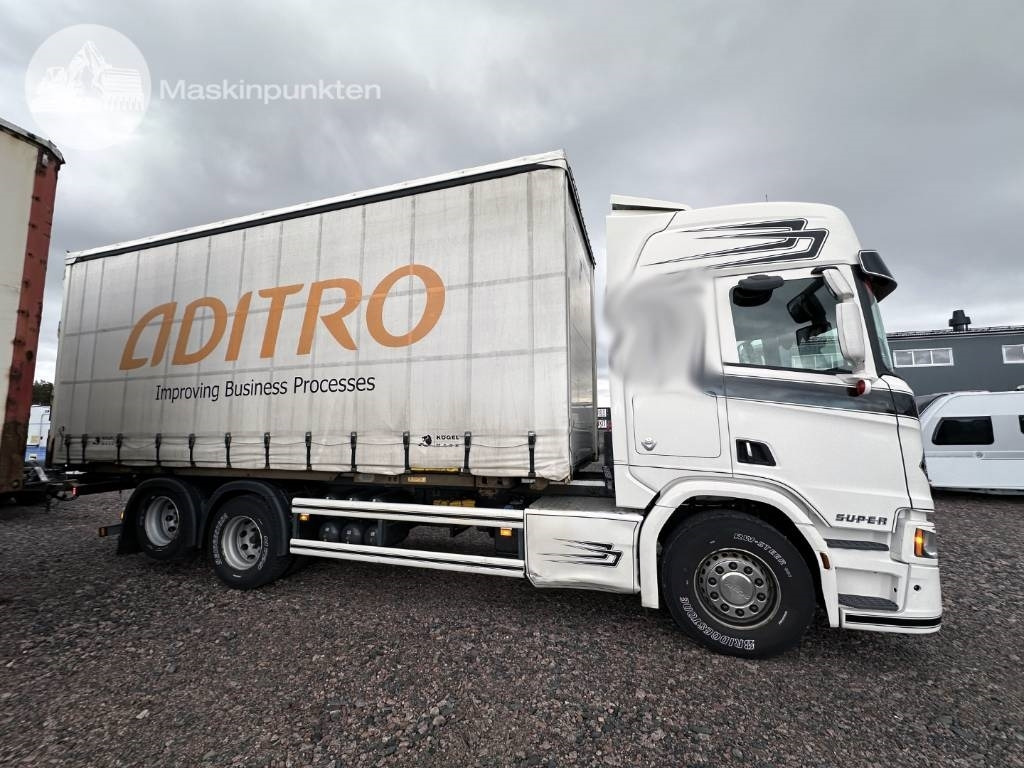 Scania R 580 - Konteineru vedējs/ Kravas automašīna ar noņemamā virsbūve: foto 1 Scania R 580 - Konteineru vedējs/ Kravas automašīna ar noņemamā virsbūve: foto 1