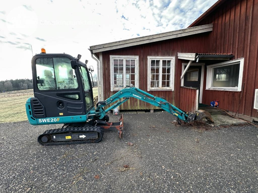 Sunward SWE 20 F med släp! - Mini-ekskavators: foto 2 Sunward SWE 20 F med släp! - Mini-ekskavators: foto 2