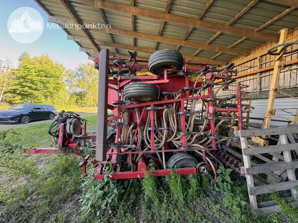 Vaderstad Concorde 600G - Kombinētā sējmašīna: foto 2 Vaderstad Concorde 600G - Kombinētā sējmašīna: foto 2