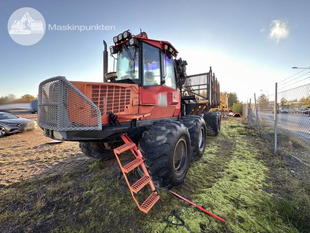 Valmet 890.3 - Forvarders: foto 1 Valmet 890.3 - Forvarders: foto 1