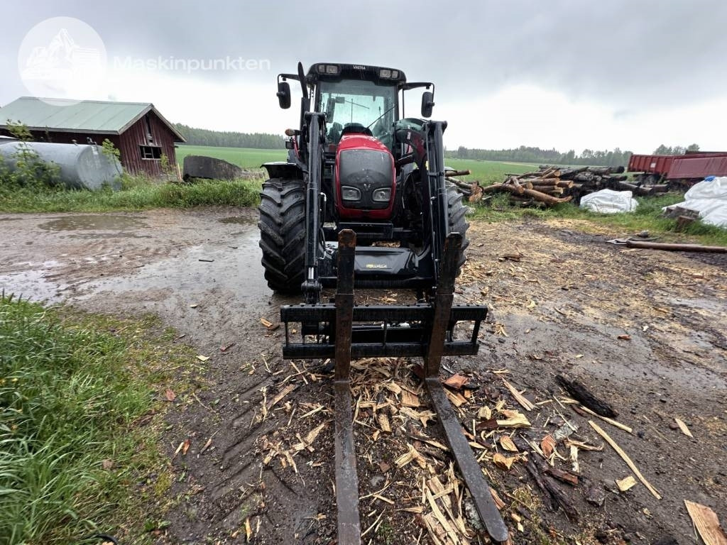 Valtra N 121 - Traktors: foto 3 Valtra N 121 - Traktors: foto 3