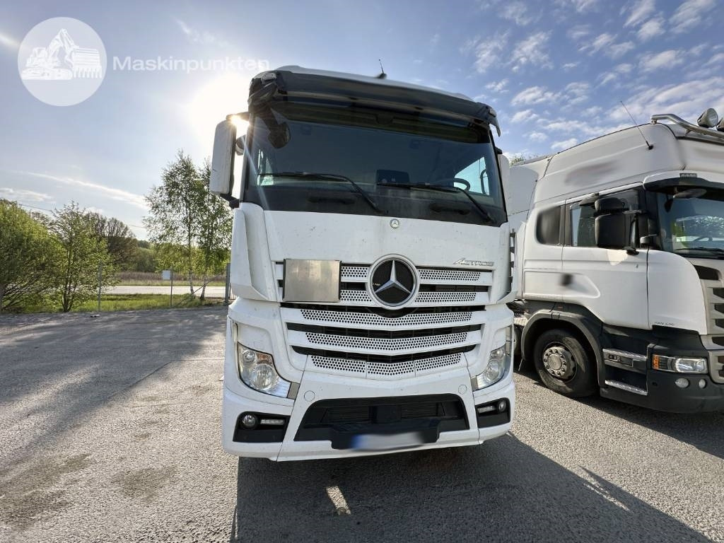 Mercedes-Benz Actros 2545 - Vilcējs: foto 2 Mercedes-Benz Actros 2545 - Vilcējs: foto 2
