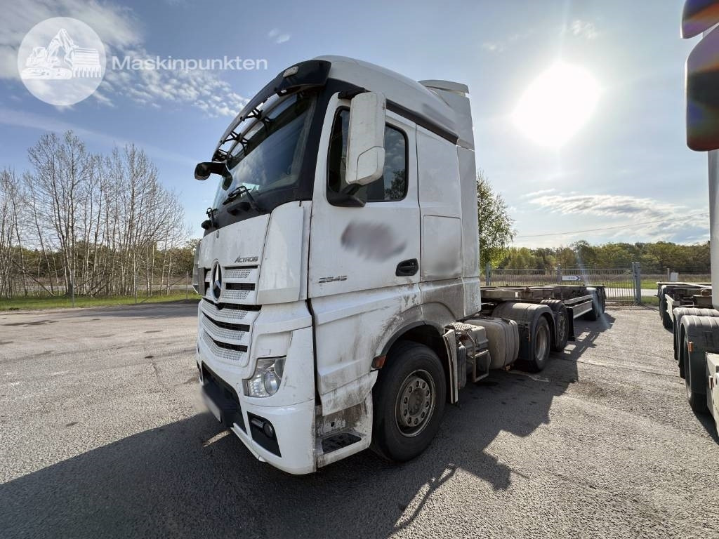 Mercedes-Benz Actros 2545 - Vilcējs: foto 1 Mercedes-Benz Actros 2545 - Vilcējs: foto 1