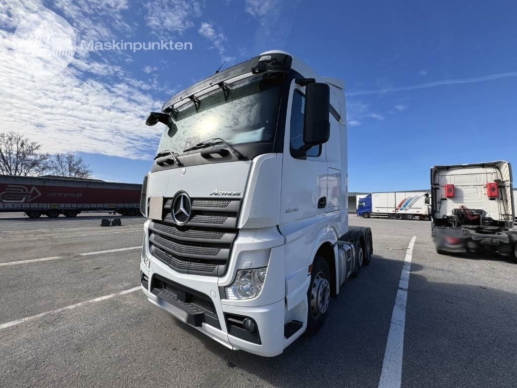 Mercedes-Benz Actros 2545 - Vilcējs: foto 2 Mercedes-Benz Actros 2545 - Vilcējs: foto 2