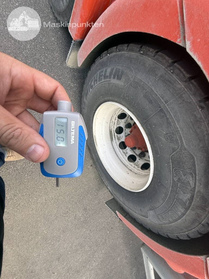 Vilcējs Scania R 500: foto 13