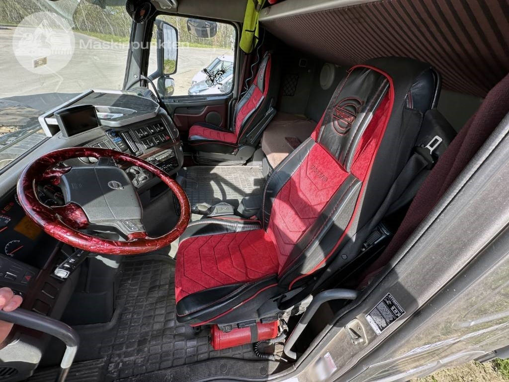 Vilcējs Volvo FH 480: foto 14