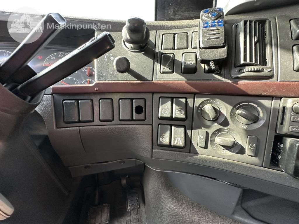 Vilcējs Volvo FH 480: foto 24
