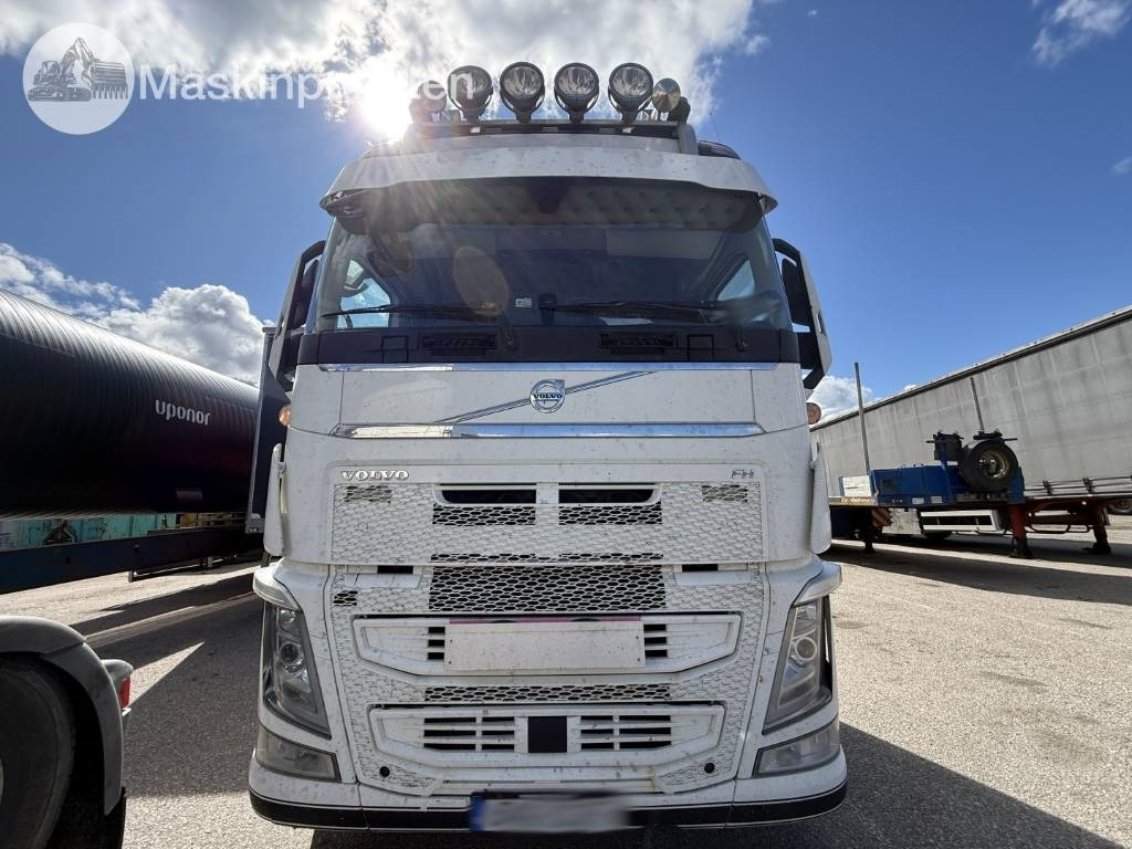 Volvo FH 500 - Vilcējs: foto 2 Volvo FH 500 - Vilcējs: foto 2