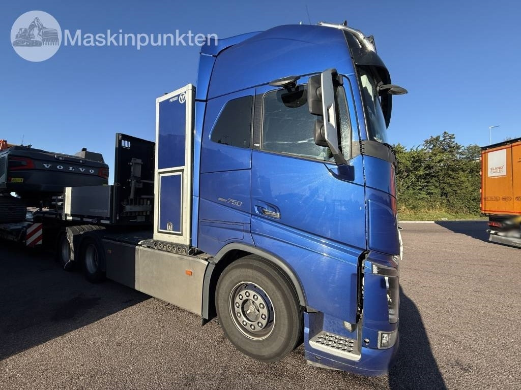 Volvo FH 750 - Vilcējs: foto 3 Volvo FH 750 - Vilcējs: foto 3